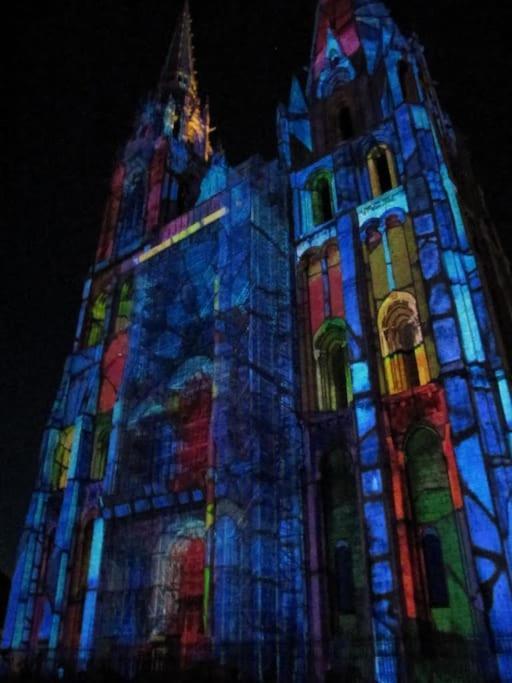 Charmant Studio A Deux Pas De La Cathedrale Chartres Luaran gambar
